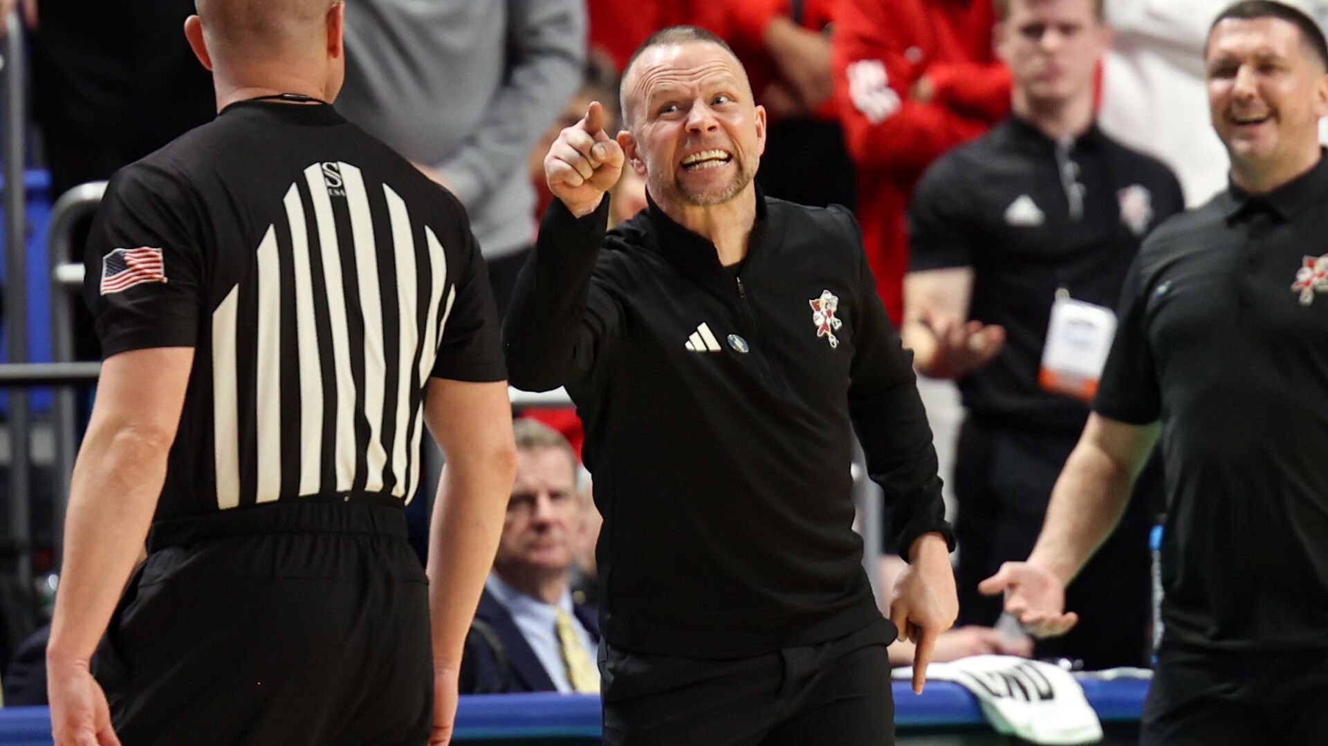 Tipoff Tracker: How to watch No. 19 Kansas at No. 11 Louisville, TV info, time, matchups